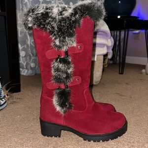 Short fur boots
